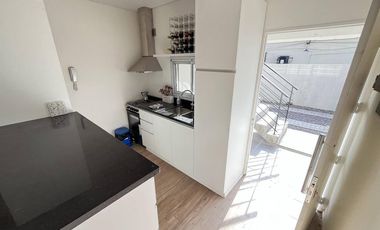 Departamento en venta en La Lonja - con jardín