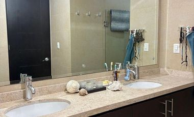 Excelente Departamento con Roof Garden Privado y Techado