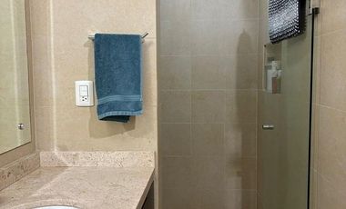 Excelente Departamento con Roof Garden Privado y Techado