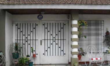 2 DEPARTAMENTOS IMPECABLES DE 2 Y 3 AMB. CON PARQUE Y ENTRADA DE VEHICULO