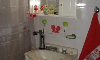 2 DEPARTAMENTOS IMPECABLES DE 2 Y 3 AMB. CON PARQUE Y ENTRADA DE VEHICULO