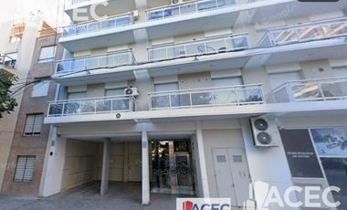 Venta -  Cochera - Barrio Echesortu