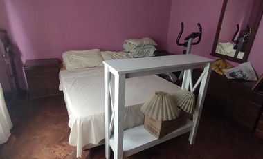 CASA DE 4 AMBIENTES VENTA EN Cabrera  1247 (BANFIELD)