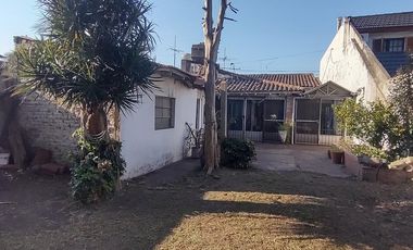 CASA DE 4 AMBIENTES VENTA EN Cabrera  1247 (BANFIELD)