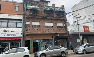 VENTA Duplex 2 ambientes con Terraza propia La Lucila Vte. Lopez