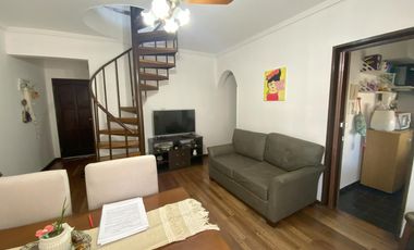 VENTA Duplex 2 ambientes con Terraza propia La Lucila Vte. Lopez