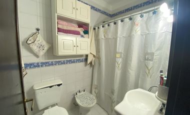 VENTA Duplex 2 ambientes con Terraza propia La Lucila Vte. Lopez