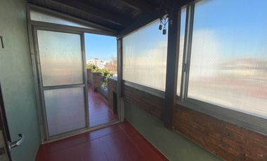 VENTA Duplex 2 ambientes con Terraza propia La Lucila Vte. Lopez