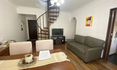 VENTA Duplex 2 ambientes con Terraza propia La Lucila Vte. Lopez