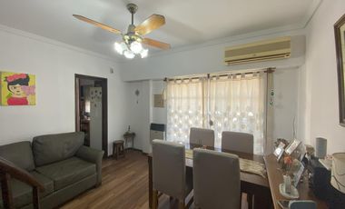 VENTA Duplex 2 ambientes con Terraza propia La Lucila Vte. Lopez