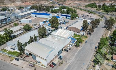 VENTA - NAVE INDUSTRIAL (excelente ubicación) - Parque Industrial Este, Neuquén.