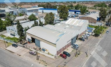 VENTA - NAVE INDUSTRIAL (excelente ubicación) - Parque Industrial Este, Neuquén.
