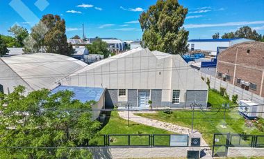 VENTA - NAVE INDUSTRIAL (excelente ubicación) - Parque Industrial Este, Neuquén.