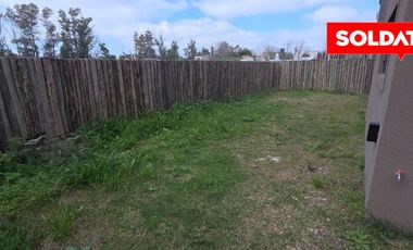 Duplex en Venta Las Margaritas Pilar