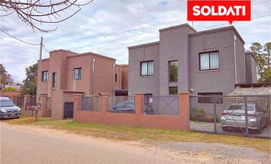Duplex en Venta Las Margaritas Pilar