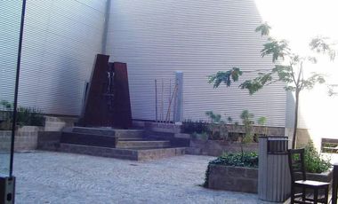 Oficinas en alquiler en Beccar - Centro Uruguay Norte - En Planta Baja con 5 cocheras