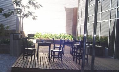 Oficinas en alquiler en Beccar - Centro Uruguay Norte - En Planta Baja con 5 cocheras