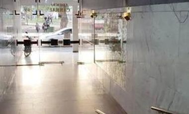 DEPARTAMENTO EN VENTA- SANTA FE 1000- FRENTE A PLAZA CABRAL