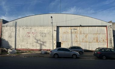 Venta galpón zona mundialista 1200 m2