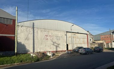 Venta galpón zona mundialista 1200 m2