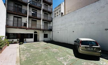 Departamento 1 dormitorio con balcón al frente