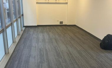 ALQUILER DE EDIFICIO COMERCIAL EN BLOCK DE 926 M2 EN  MONSERRAT