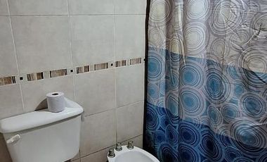 Casa a terminar con amplio lote. Barrio Parque Peña.