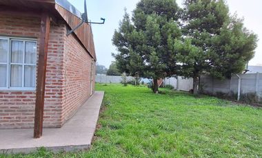 Casa a terminar con amplio lote. Barrio Parque Peña.