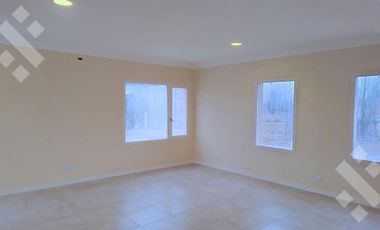 Venta Casa 3 Dormitorios - Bº El Vergel - Centenario