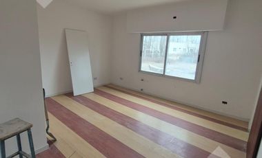 Venta Casa 3 Dormitorios - Bº El Vergel - Centenario