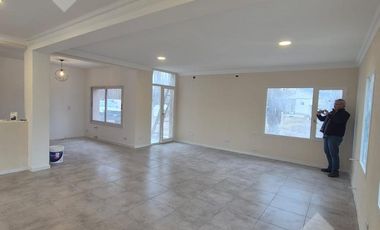 Venta Casa 3 Dormitorios - Bº El Vergel - Centenario