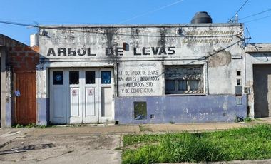 Galpón en Remedios De Escalada