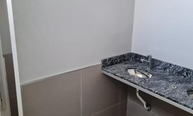 Nave Industrial en Cristobal Barritella y Calle del Canal - Alquiler -  Los Boulevares