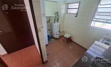 Exc. 3 Amb. con Balcón, Cochera Cubierta a 1/c de Av. Maipú