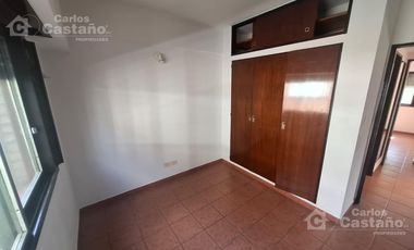 Exc. 3 Amb. con Balcón, Cochera Cubierta a 1/c de Av. Maipú