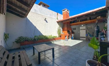 PH en venta en Lanús Este