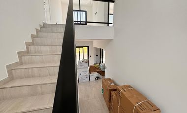 Casa en Santa Elisa, Pilar del este