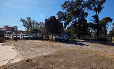 AMPLIO DEPOSITO CON Y TERRENO AMPLIO SOBRE JUAN B. JUSTO!