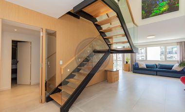 Departamento Penthouse 4 ambientes con terraza y cochera propia en alquiler Recoleta