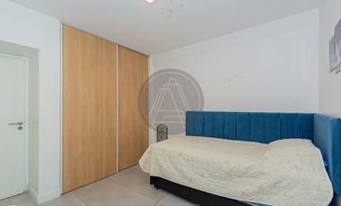 Departamento Penthouse 4 ambientes con terraza y cochera propia en alquiler Recoleta