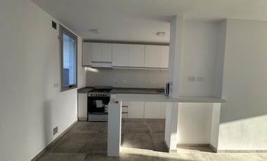 Departamento en 462 (Alvear) y 14a - City Bell