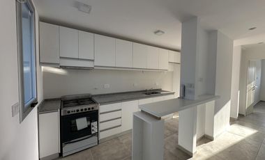 Departamento en 462 (Alvear) y 14a - City Bell