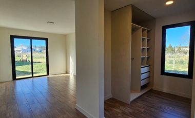 VENTA | CASA A ESTRENAR | ARENAS CHICO