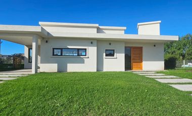 VENTA | CASA A ESTRENAR | ARENAS CHICO