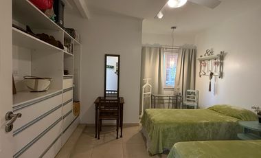 ¡Inolvidable casa quinta en el corazón del barrio más encantador y sereno de la ciudad de Lobos