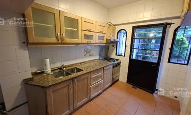 PH 3 Amb. con Fondo, Quincho, Piscina, Garaje y Terraza