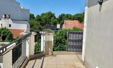 DEPARTAMENTO  CON 2 COCHERAS