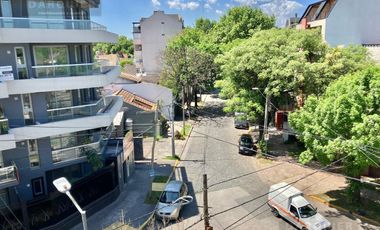 DEPARTAMENTO  CON 2 COCHERAS