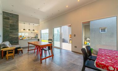 Excelente Casa en Don Mateo