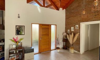 Casa en Funes norte